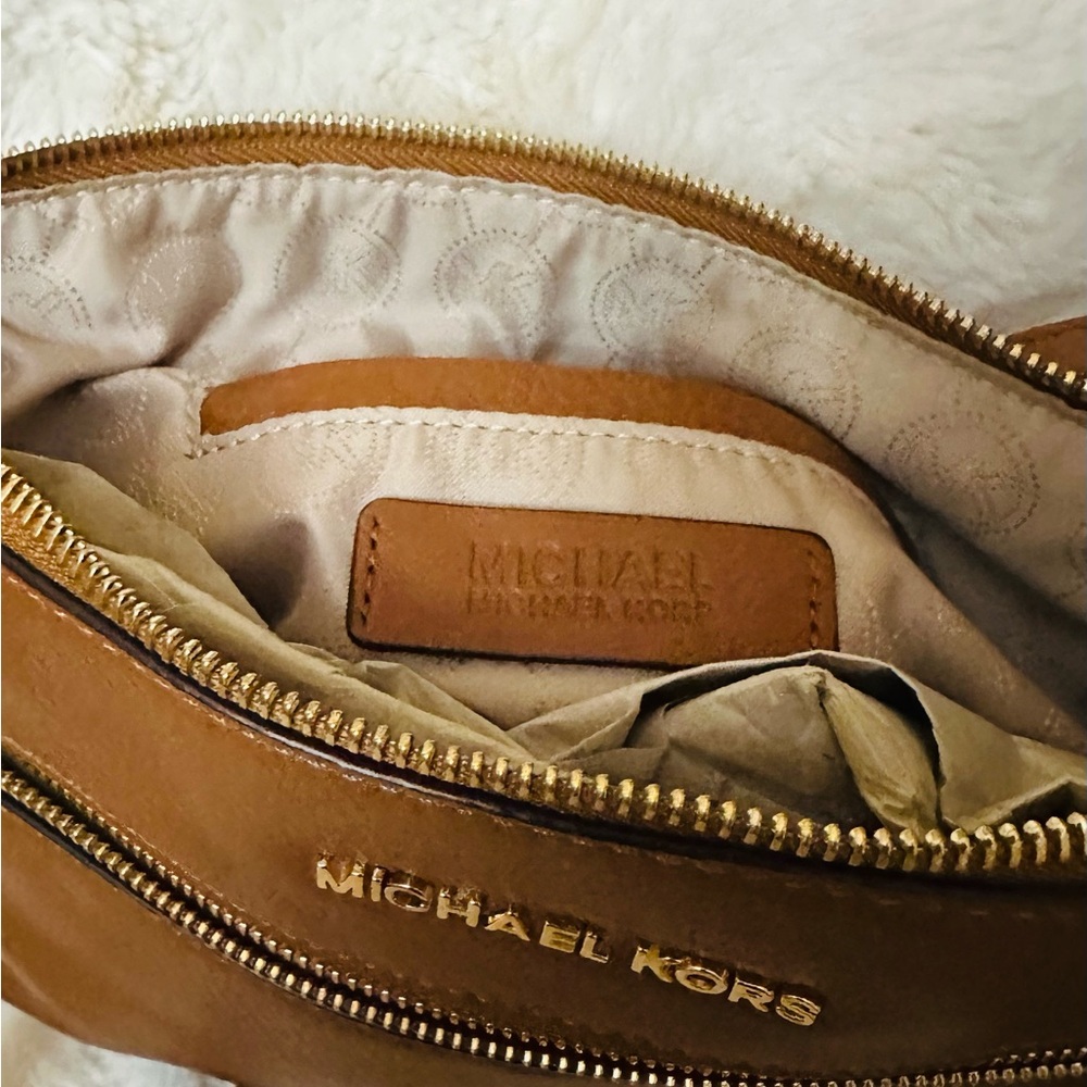 Michael Kors Tan Leather Crossbody Bag - Picture 4 of 9